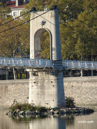 La passerelle du collège
